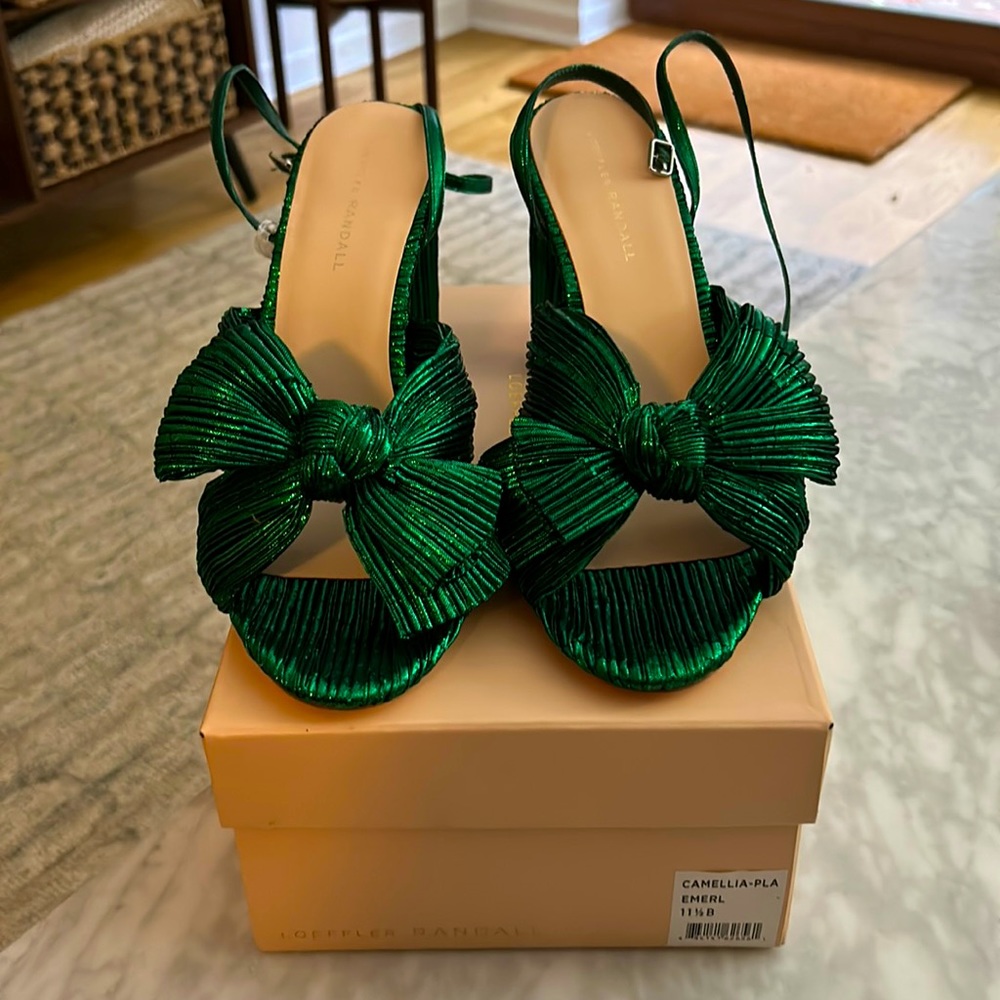 Loeffler Randall in Emerald! New in Box